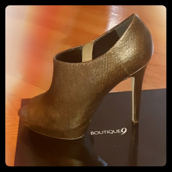 Booties - Picture 1 of 7